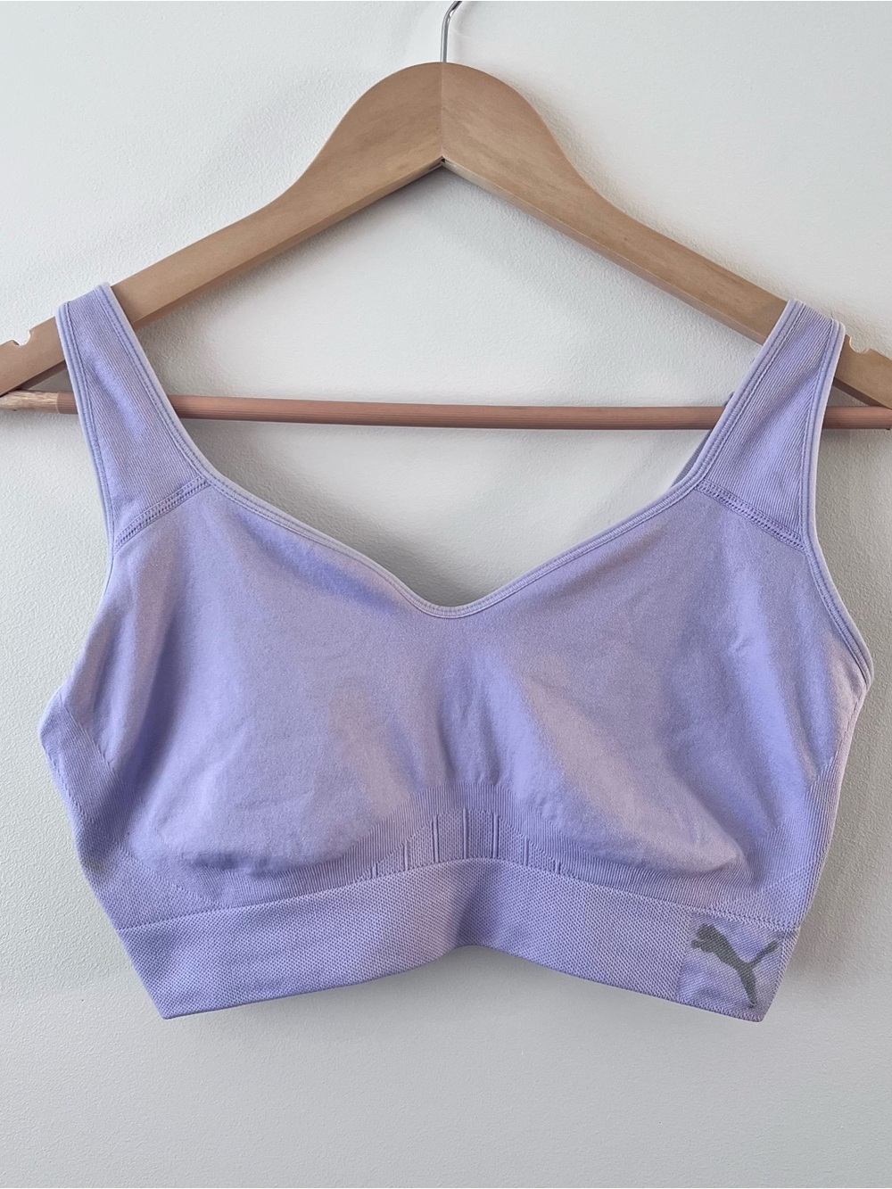 Puma Light Lavender Sports Bra Adjustable Straps L EUC Gym Yoga Workout